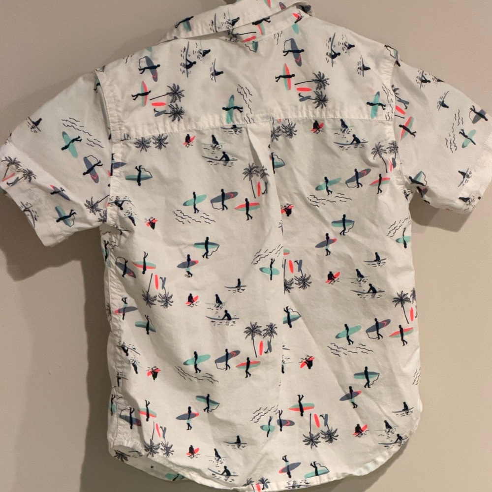 Tucker + Tate Boys White Short Sleeve Button-Down Shirt - Surfers - Picture 2 of 6